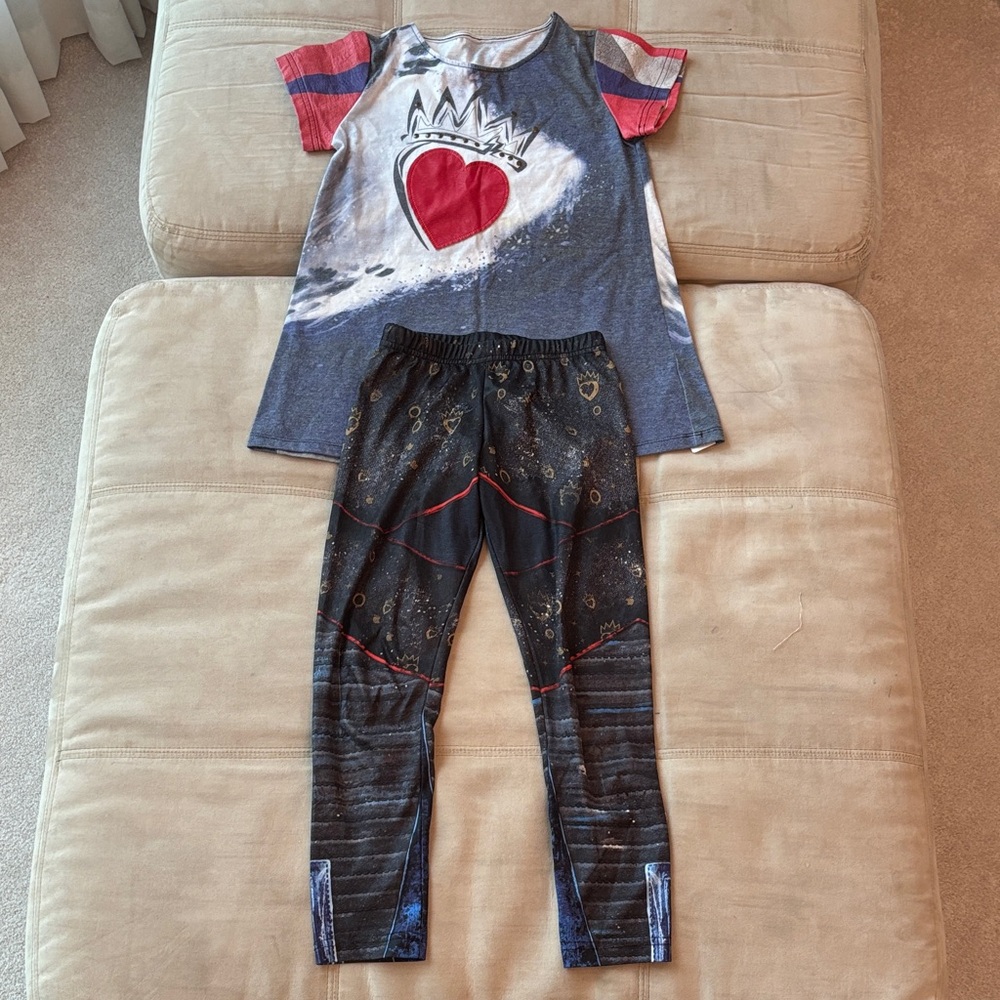 Disney Descendants Kid’s Evie Costume Size 5/6
